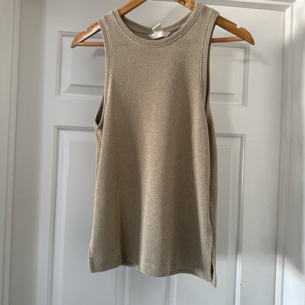 HM khaki colored tank.